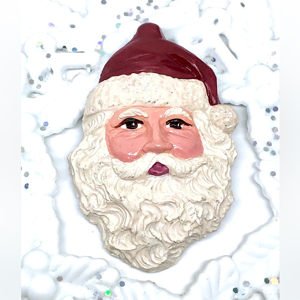 Vintage Santa Claus Face Maroon Red Hat Glitter Trim Detailed Resin Brooch Pin